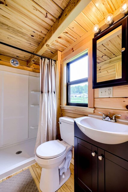 Image 21 for Magpie Log Cabin #111