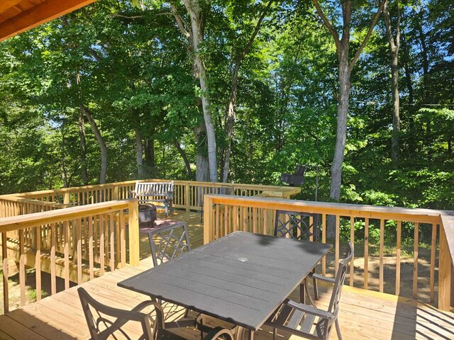 Image 16 for Teal Log Cabin #118