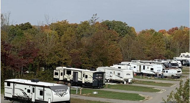 Image 3 for Seasonal Full Hook-up Back-In RV Site #2