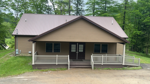 Image 1 for C 03)B Cabin