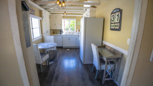 Image 9 for Green Cottage (Starfish) "Front Unit" 255