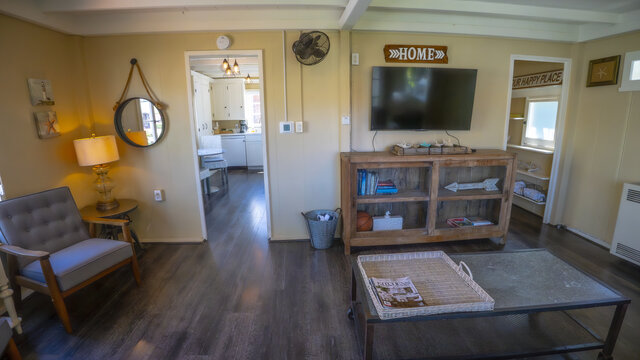 Image 8 for Green Cottage (Starfish) "Front Unit" 255