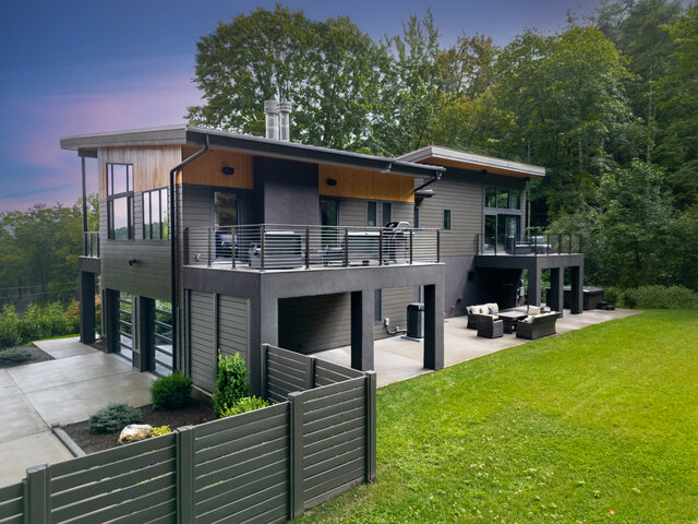 Image 2 for Modern Luxury Retreat