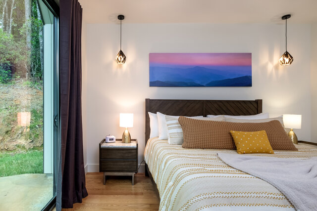 Image 12 for Modern Luxury Bungalow