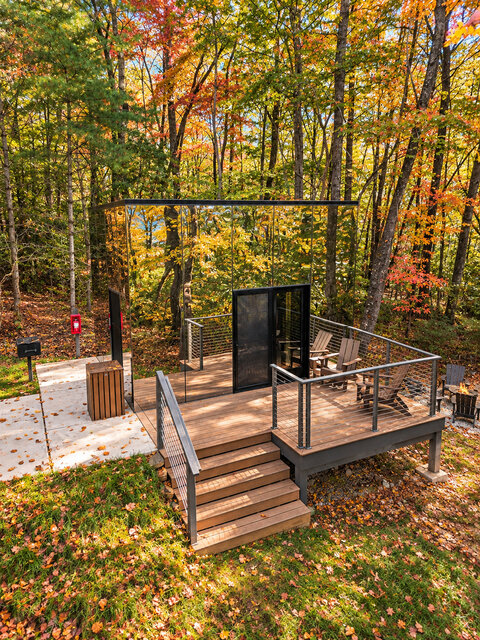 Image 1 for Looking Glass - King Mirror Cabin