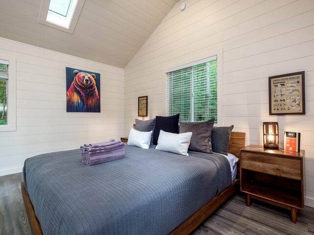 Image 5 for Couples Glamping Cabins