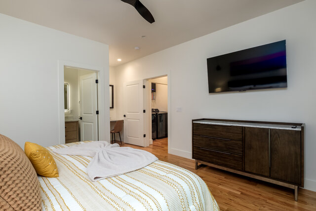 Image 11 for Modern Luxury Bungalow