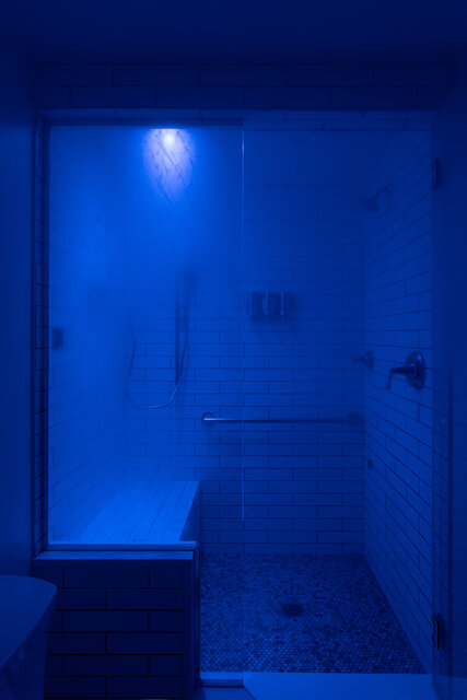 Image 7 for Suite 6
