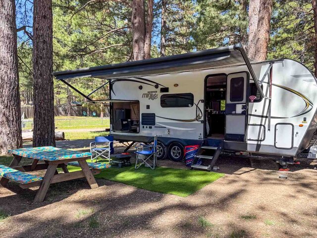 Image 1 for 025) RV Rental 26ft Mini Light