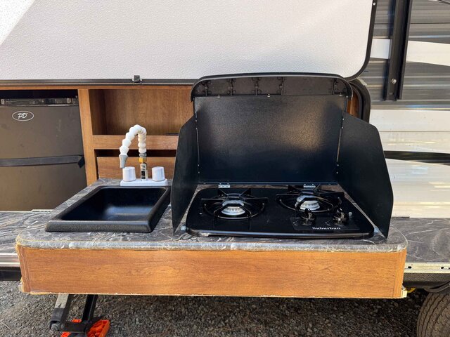 Image 12 for 027) RV Rental 27ft Springdale Bunk