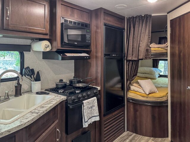Image 9 for 024) RV Rental 29ft Jay Flight Bunk