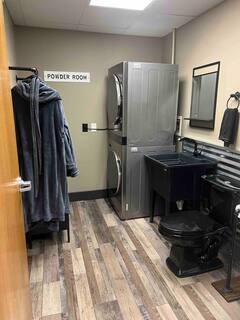 Image 17 for Dragonfly Loft, Hot Tub, River View