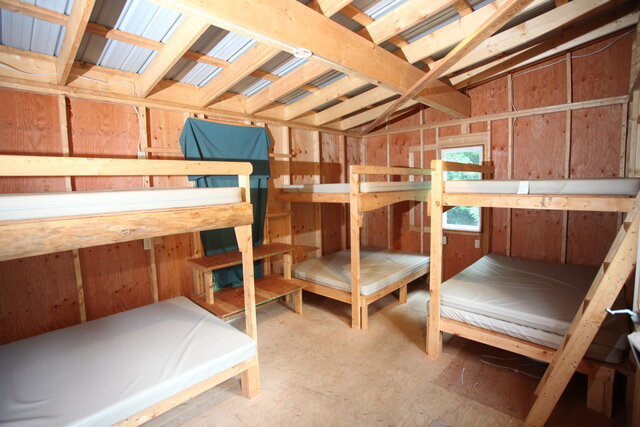 Image 4 for 006) Cabin