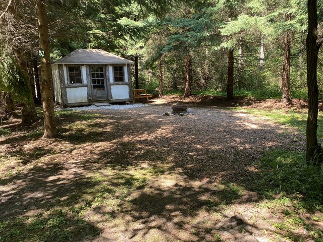 Image 7 for 032) Cabin