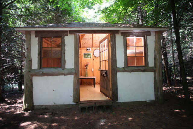 Image 1 for 028) Cabin