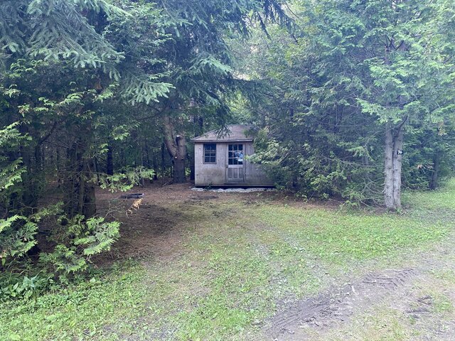 Image 1 for 074) Cabin