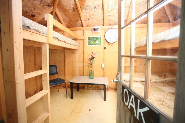 Image 1 for 032) Cabin