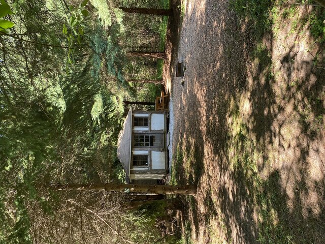 Image 9 for 032) Cabin