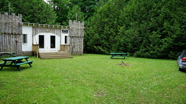 Image 9 for 006) Cabin