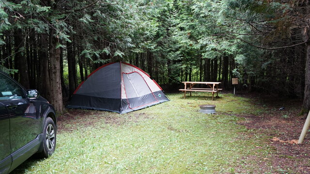 Image 4 for 065) Tent/RV