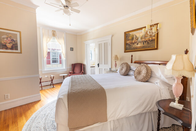 Image 1 for Suite 3