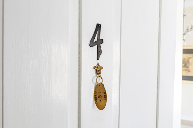 Image 6 for Suite 4