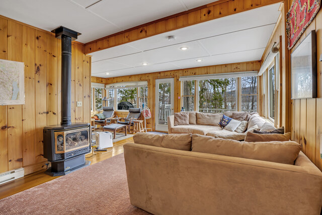 Image 4 for Blackbird Hollow