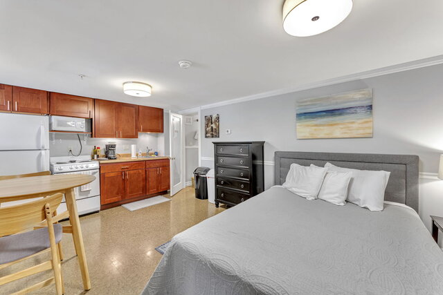 Image 3 for Apartment 4 - Small Studio