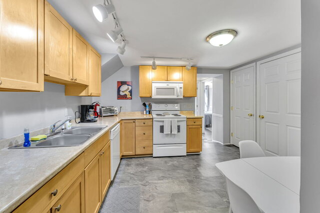 Image 8 for Apartment 7 - Two Bedroom