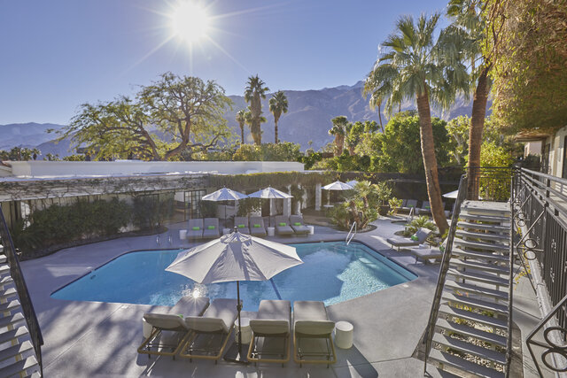 Image 3 for Balcony Suite