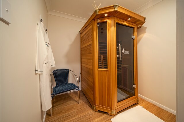 Image 2 for Infrared Sauna