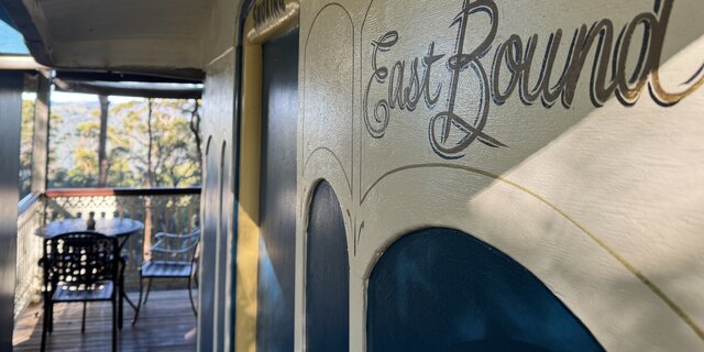 Image 23 for Train - Eastbound cabin