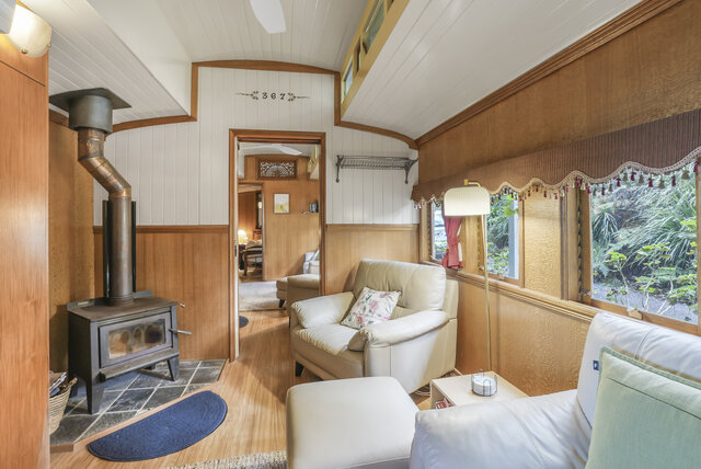 Image 9 for Train - Eastbound cabin