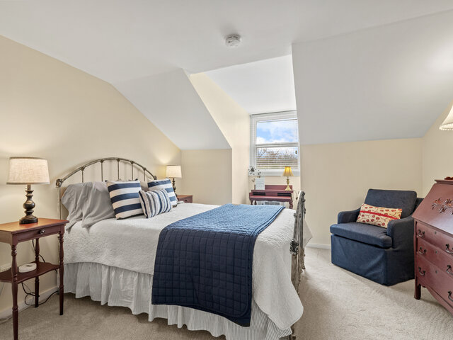 Image 2 for The Madison Room