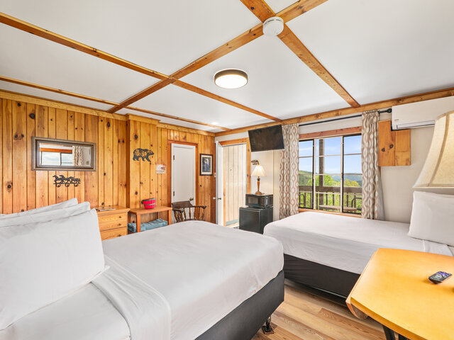 Image 3 for 06. Balcony Room