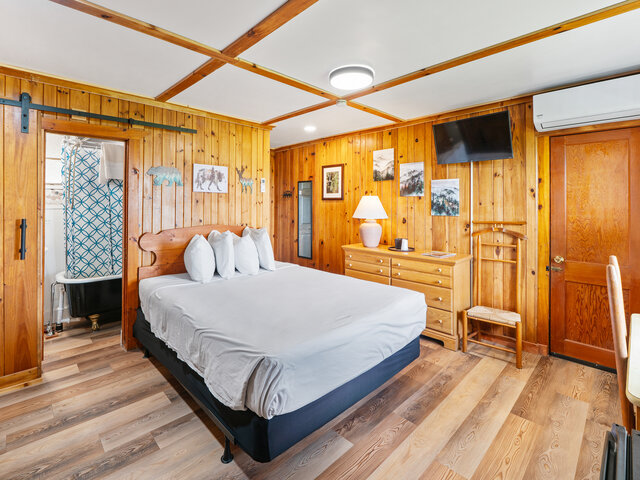 Image 1 for 06. Balcony Room