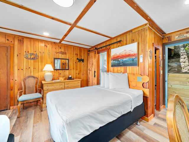 Image 2 for 04. Balcony Room