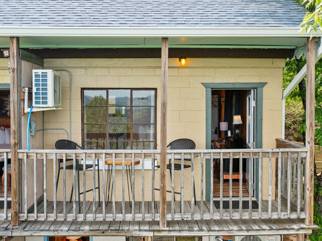 Image 8 for 07. Balcony Room