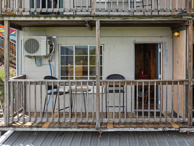 Image 13 for 06. Balcony Room