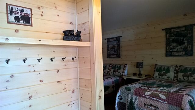 Image 4 for Motel Upstairs #10