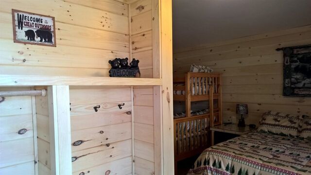 Image 4 for Motel Downstairs #9