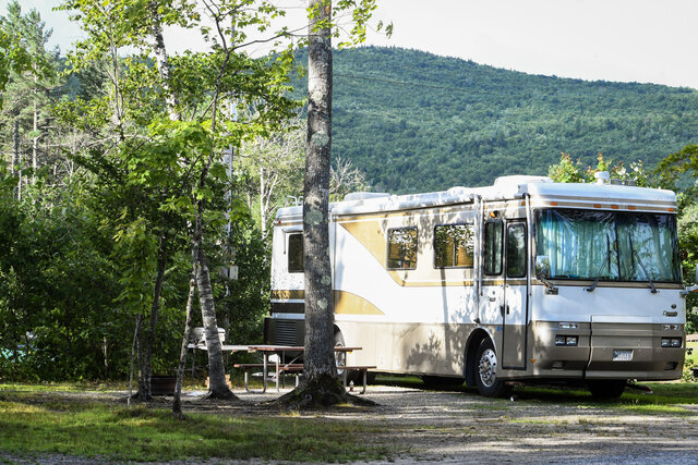 Image 1 for .C) Overlook - Back-In Full Hookup 20/30/50AMP