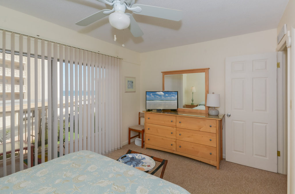 Rental Units in New Smyrna Beach, Florida Holiday Cove North