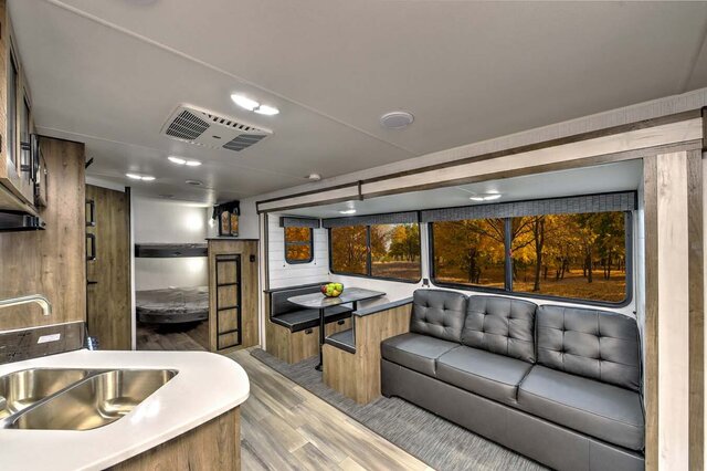 Image 1 for 27 Ft Pioneer