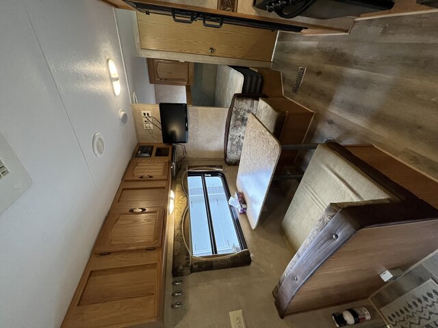 Image 7 for 26 Ft Springdale