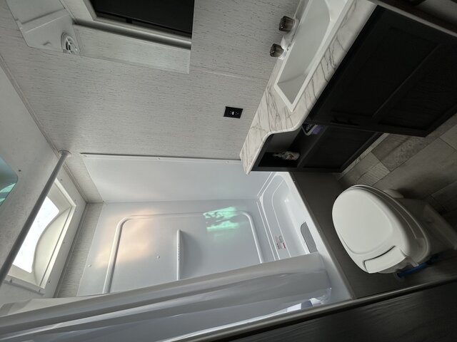 Image 13 for 23 Ft Aspen