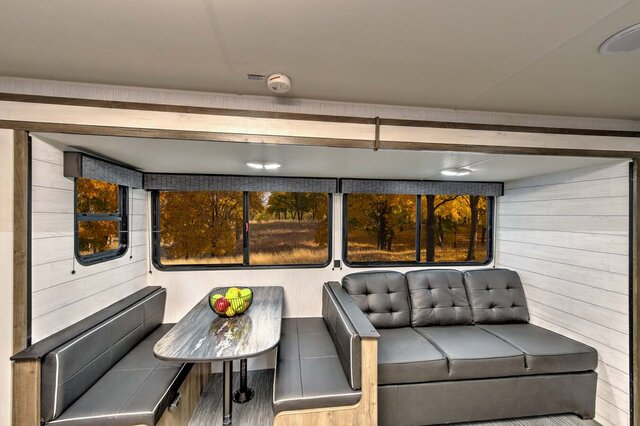 Image 5 for 27 Ft Pioneer