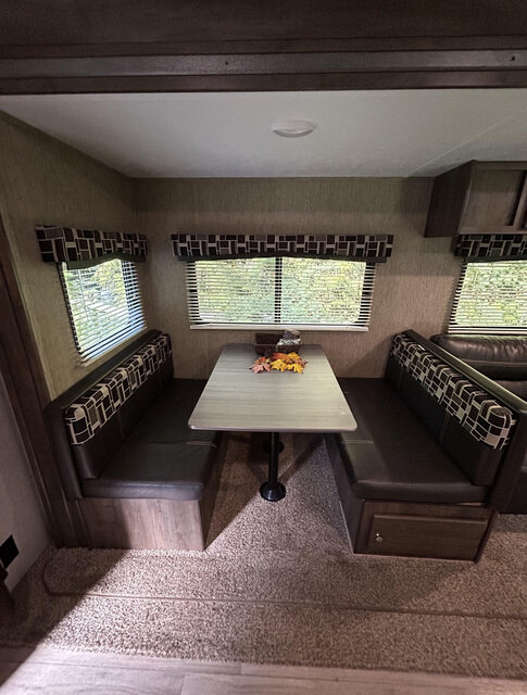 Image 14 for 26 Ft Coleman