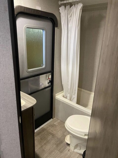 Image 9 for 26 Ft Coleman