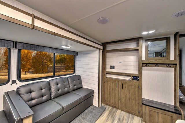 Image 6 for 27 Ft Pioneer